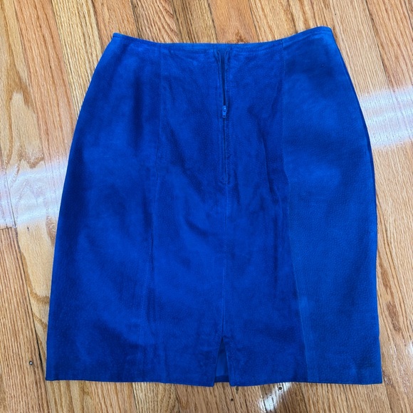 Vintage Wilson’s Leather Royal Blue Suede Mini Skirt 80’s - Picture 2 of 11